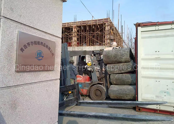 Ποιότητα Πιστοποιητικό 1.8x12m DNV πνευματικοί θαλάσσιοι λαστιχένιοι αερόσακοι για την προώθηση σκαφών εργοστάσιο