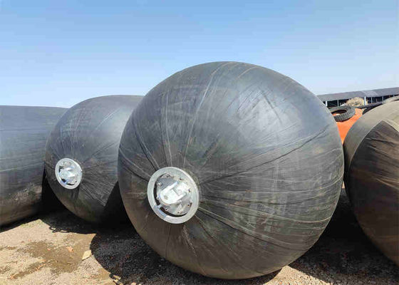 Ποιότητα Πνευματικά λαστιχένια κιγκλιδώματα τύπων CTN Yokohama με τη ρόδα και το δίκτυο αλυσίδων εργοστάσιο