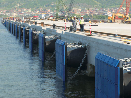 Ποιότητα Κώνων τύπων θαλάσσιο μαξιλάρι κιγκλιδωμάτων σκαφών λαστιχένιο, λαστιχένιο κιγκλίδωμα βαρκών κώνων εργοστάσιο