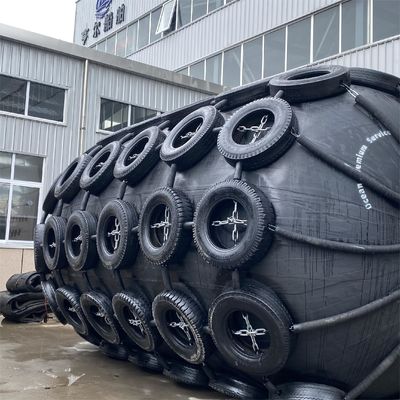 Ποιότητα Three-Year Warranty Pneumatic Rubber Fender 2.0*4.5M For Dock Anti-Collision εργοστάσιο