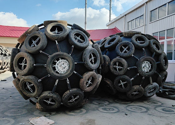 Ποιότητα Από πλοίο σε πλοίο 50kpa / 80kpa πλωτό / πνευματικό / καουτσούκ Yokohama εργοστάσιο