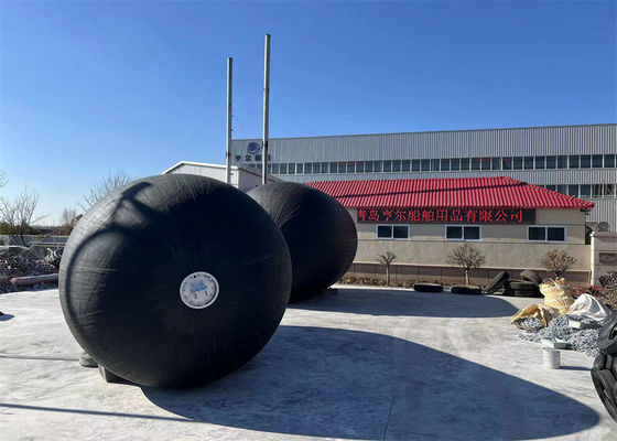 Ποιότητα Πλωτός θαλάσσιος προφυλακτήρας τύπου σλίνγκ, πνευματικός προφυλακτήρας από φυσικό καουτσούκ εργοστάσιο