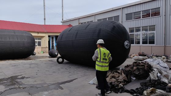 Ποιότητα Διάμετρος από 0.5m έως 4.5m Πνευματικό Ελαστικό Προφυλακτήρα Παραμόρφωση 60% εργοστάσιο