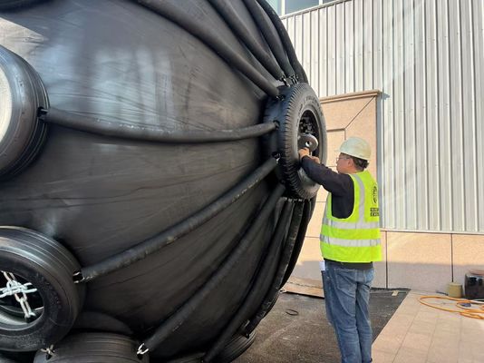 Ποιότητα Προσαρμοσμένα κυλίνδροι προστασίας Yokohama Fender εργοστάσιο