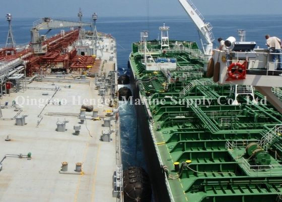 Ποιότητα STS STD πνευματικό θαλάσσιο λαστιχένιο κιγκλίδωμα στρώματος λειτουργίας διπλό για VLCCs εργοστάσιο