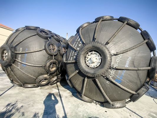 Ποιότητα Πνευματικό φτερό από καουτσούκ για πλοίο απλό μαύρο εργοστάσιο