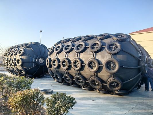 Ποιότητα Προσαρμοσμένο μέγεθος Πνευματικό ελαστικό φέντερ για ασφαλή λειτουργίες από πλοίο σε πλοίο εργοστάσιο