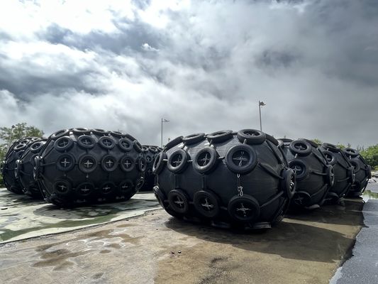 Ποιότητα Υψηλής ανθεκτικότητας Πνευματικό θαλάσσιο φεντερ με αλυσίδα ελαστικών Μέθοδος πληρωμής Western Union Ιδανικό για την ασφάλεια αποβάθρας πλοίων εργοστάσιο