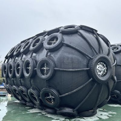 Ποιότητα ISO 17357 Certified Natural Rubber Pneumatic Fender with 50Kpa Working Pressure for Marine Safety εργοστάσιο