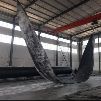 Ποιότητα 4-25 M μήκος ξηράς αποβάθρας φουσκωτές ελαστικές αεροσακούλες πλοίων για θαλάσσια προμήθειες εργοστάσιο