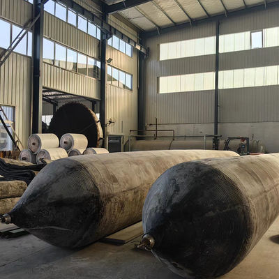 Ποιότητα Θαλάσσιοι Ελαστικοί Αερόσακοι 0.8-3M Διάμετρος για Εκτόξευση και Ανέλκυση Πλοίων εργοστάσιο