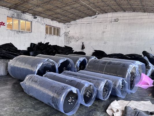 Ποιότητα Εφοδιασμένος με αφρό EVA θαλάσσιος φρένο για την ασφάλεια των λιμένων και της υπεράκτιας ασφάλειας εργοστάσιο