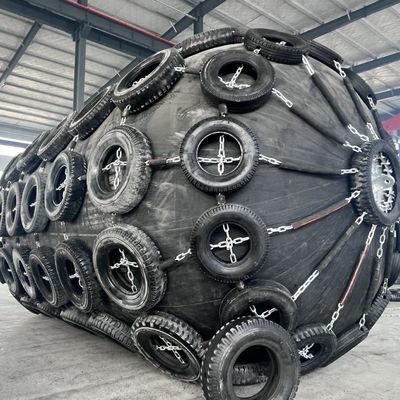 Ποιότητα Αρχική εσωτερική πίεση 80kpa Θάλασσας τύπου δίχτυ Fendre Ιδανικό για τα συστήματα απορρόφησης των επιπτώσεων των θαλάσσιων πλοίων και των συστημάτων ασφάλειας αποβάθρων εργοστάσιο