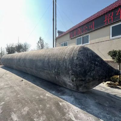 Ποιότητα Ανθεκτικός αερόσακος από καουτσούκ για πλοία σε μαύρο μήκος 4-24m BV/CCS/ABS πιστοποιημένος εργοστάσιο