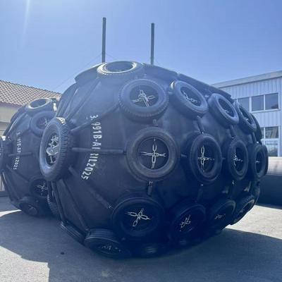 Ποιότητα CCS/BV/LR/DNV Certified High-Quality Black Pneumatic Rubber Fender – Ideal for STS/STD Marine Operations εργοστάσιο