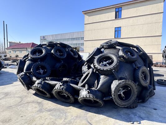 Ποιότητα ISO17357 Πνευματικό ελαστικό φεντερ με προσαρμοσμένα μεγέθη 0,3-4,8 M και πίεση 50kpa & 80kpa εργοστάσιο