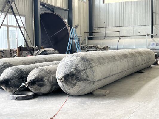 Ποιότητα Marine Rubber Airbag with Stainless Steel Mounting Hardware for Corrosion Free Installation and 0.8-3 M Diameter εργοστάσιο