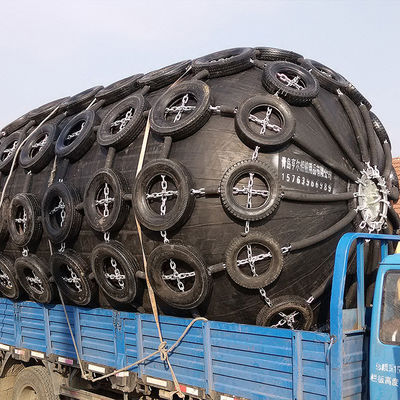 Ποιότητα Το λαστιχένιο πνευματικό θαλάσσιο κιγκλίδωμα αμυντικών βαρκών αποβαθρών κιγκλιδωμάτων με το ελαστικό αυτοκινήτου στην πρόσδεση σκαφών/δένει εργοστάσιο