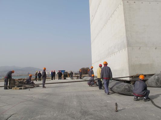 Ποιότητα 0.17MPa θαλάσσιος λαστιχένιος αερόσακος ανελκυστήρων αέρα προώθησης σκαφών εργοστάσιο