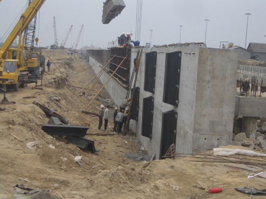 Ποιότητα Dia 4.0m προσαρμοσμένος βαρύς ανυψωτικός 8 στρώματα θαλασσίων λαστιχένιων αερόσακων εργοστάσιο