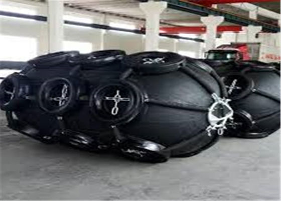 Ποιότητα λαστιχένιο κιγκλίδωμα βαρκών προστασίας σκαφών 3.3m 50kPa 80kPa εργοστάσιο