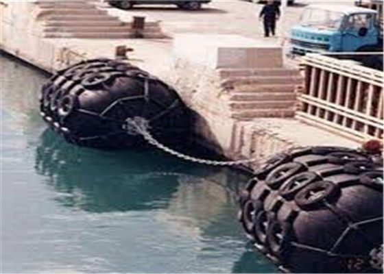 Ποιότητα θαλάσσιο πνευματικό λαστιχένιο κιγκλίδωμα μήκους 50kPa 80kPa 9m εργοστάσιο