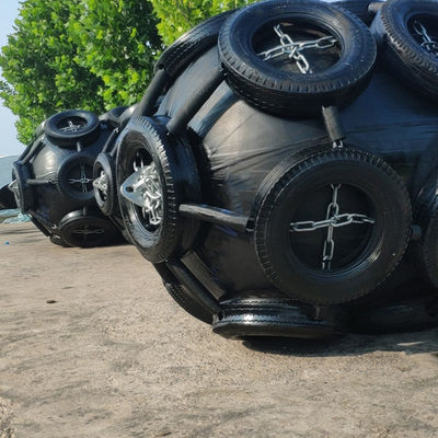 Ποιότητα Θαλάσσια πνευματικά λαστιχένια κιγκλιδώματα γεμισμένο αφρός BV αποβαθρών Yokohama κιγκλιδωμάτων πιστοποιημένα εργοστάσιο