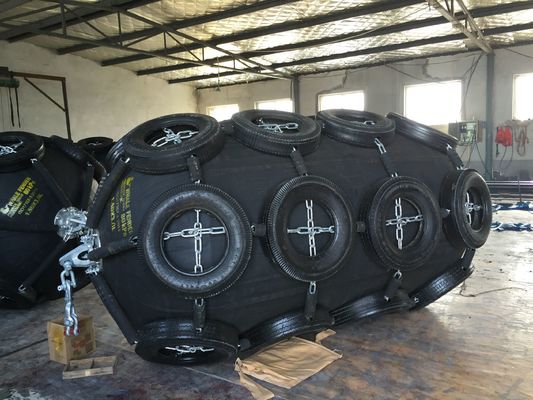 Ποιότητα Yokohama λαστιχένιο κιγκλίδωμα αποβαθρών Deflatable Yokohama κιγκλιδωμάτων τύπων πνευματικό λαστιχένιο εργοστάσιο