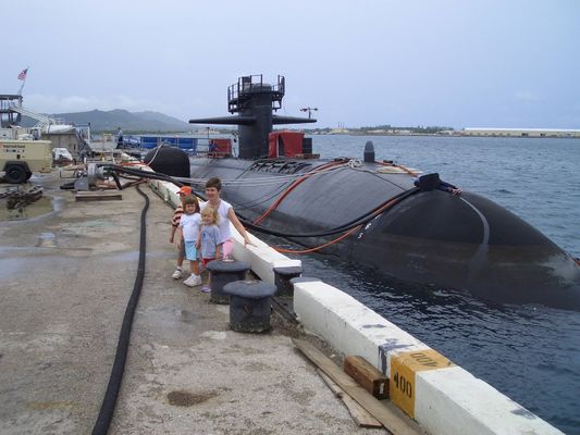Ποιότητα ΤύπωνⅥ υδρο πνευματική τύπων κιγκλιδωμάτων ρόδα αλυσίδων κιγκλιδωμάτων πολεμικών πλοίων πνευματική λαστιχένια εργοστάσιο