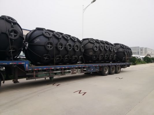 Ποιότητα Δίκτυα σχοινιών που επιπλέουν το πνευματικό λαστιχένιο κιγκλίδωμα τύπων δ κιγκλιδωμάτων κιγκλιδωμάτων πνευματικό θαλάσσιο εργοστάσιο