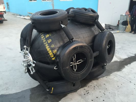 Ποιότητα Λαστιχένιο χαλί με σχοινιών πνευματικά λαστιχένια κιγκλιδώματα κιγκλιδωμάτων βαρκών δικτύου τα πνευματικά εργοστάσιο