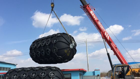 Ποιότητα Πνευματικό ραβδωτό πνευματικό λαστιχένιο κιγκλίδωμα Yokohama ναυτιλιακού εξοπλισμού κιγκλιδωμάτων Yokohama εργοστάσιο