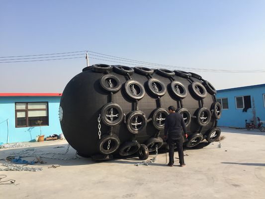 Ποιότητα 50Kpa 3,3*6,5m μαύρα ναυτικά πνευματικά λαστιχένια φτερά με λάστιχα εργοστάσιο