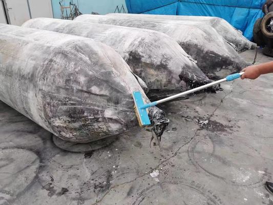 Ποιότητα Βαρύς ανυψωτικός λαστιχένιος χρησιμοποιημένος αερόσακοι λαστιχένιος θαλάσσιος αερόσακος χαμηλής πίεσης εργοστάσιο