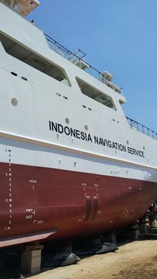 Ποιότητα Προωθώντας και ανυψωτικός αερόσακος θαλασσίων διάσωσης 250T/M σκαφών αερόσακων εργοστάσιο