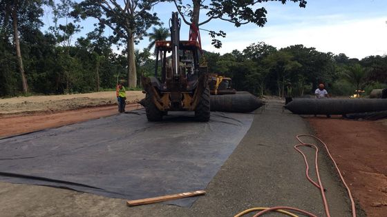 Ποιότητα Θαλάσσιο λαστιχένιο σκάφος προώθησης ξηρών αποβαθρών αερόσακων προώθησης σκαφών ανυψωτικό εργοστάσιο