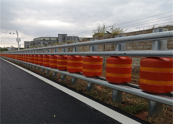 Ποιότητα Γεμισμένες η EVA ράγες φρουράς κυλίνδρων ενεργειακής απορρόφησης εμποδίων κυλίνδρων ασφάλειας Eco υλικές εργοστάσιο