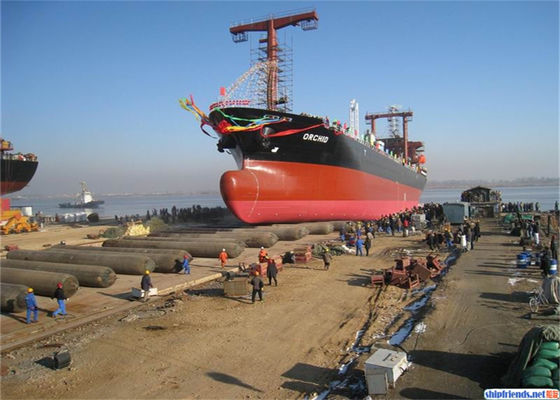 Ποιότητα Marine Rubber Airbag with 4-12 Layer Design 0.8-3 M Diameter and 4-25 M Length for Ship Launching εργοστάσιο