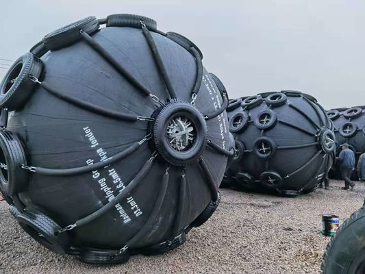 Ποιότητα IS0 17357 τυποποιημένο πιστοποιητικό του BV κιγκλιδωμάτων 50Kpa Yokohama λαστιχένιο εργοστάσιο